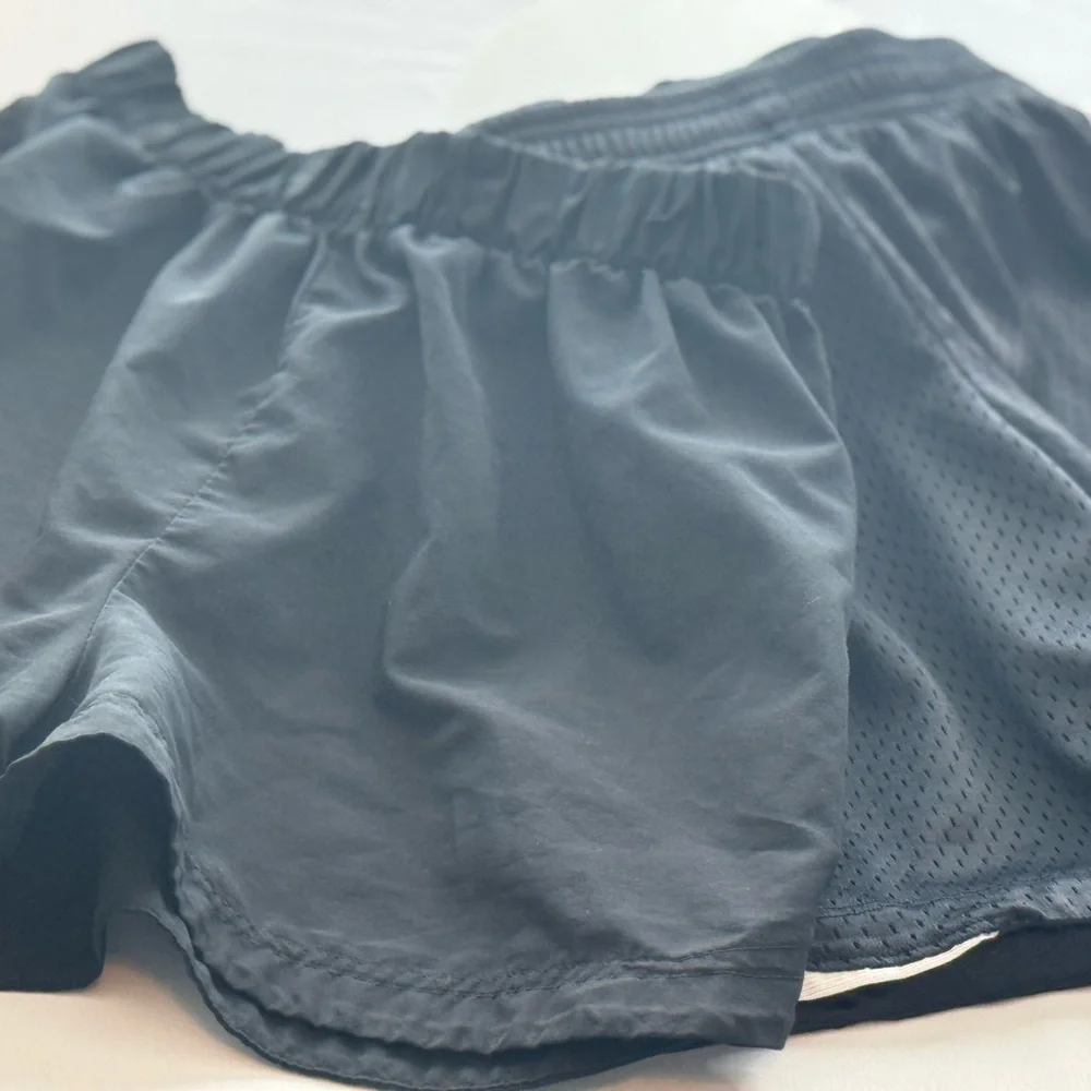 Reebok Kid’s Black Athletic Shorts, (Size 8-10) Small Girl’s Clothing, 2 Pairs - Picture 10 of 15